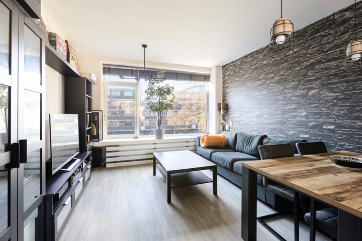 Photo 2 of Staringlaan 226