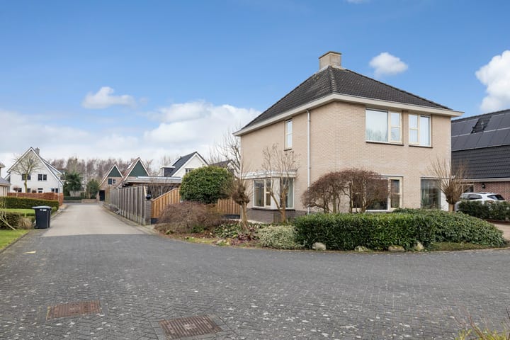 Foto 3 van Voorstag 12