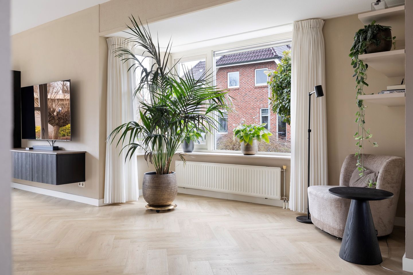 Foto 10 van Voorstag 12