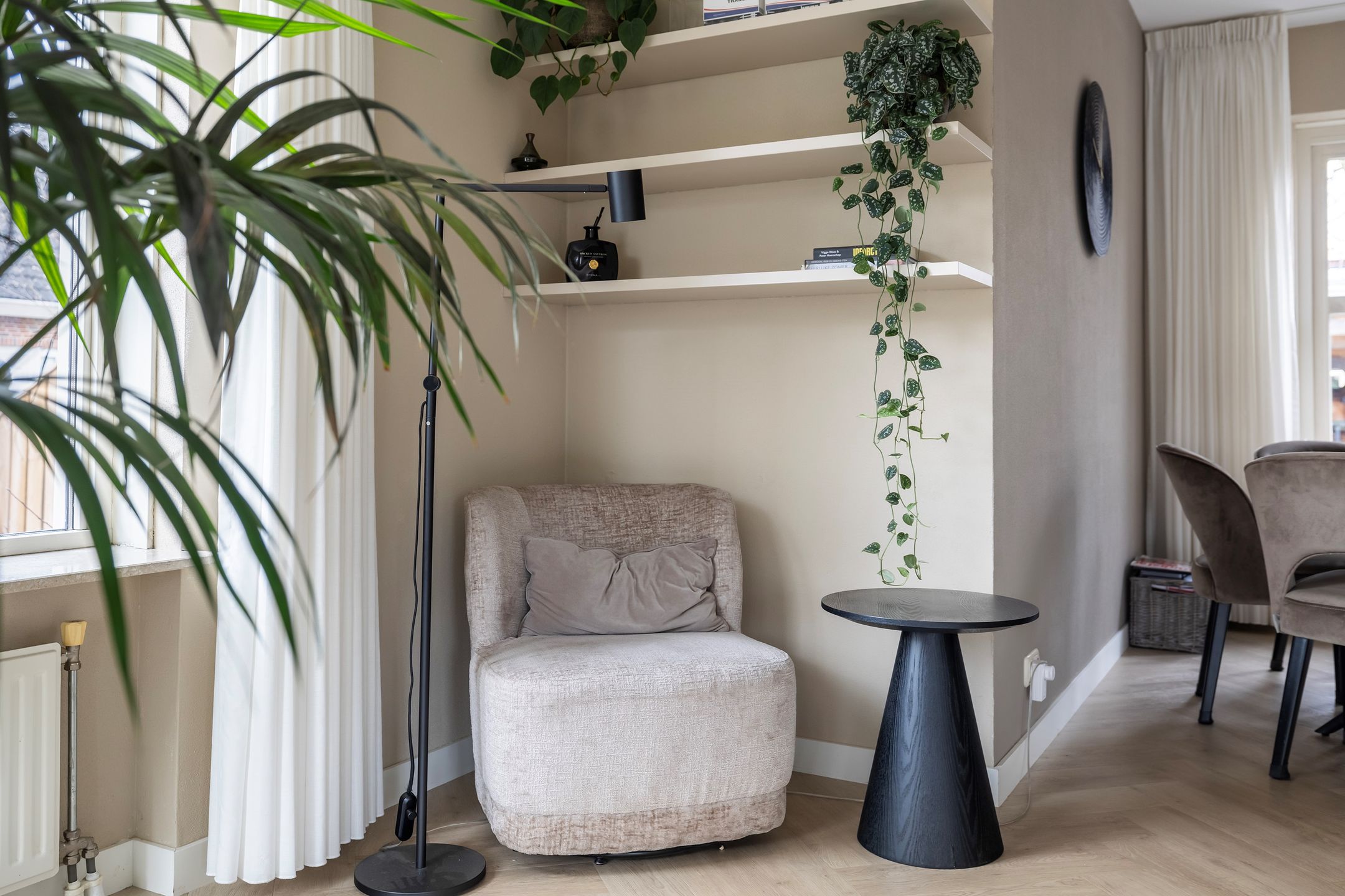 Foto 12 van Voorstag 12