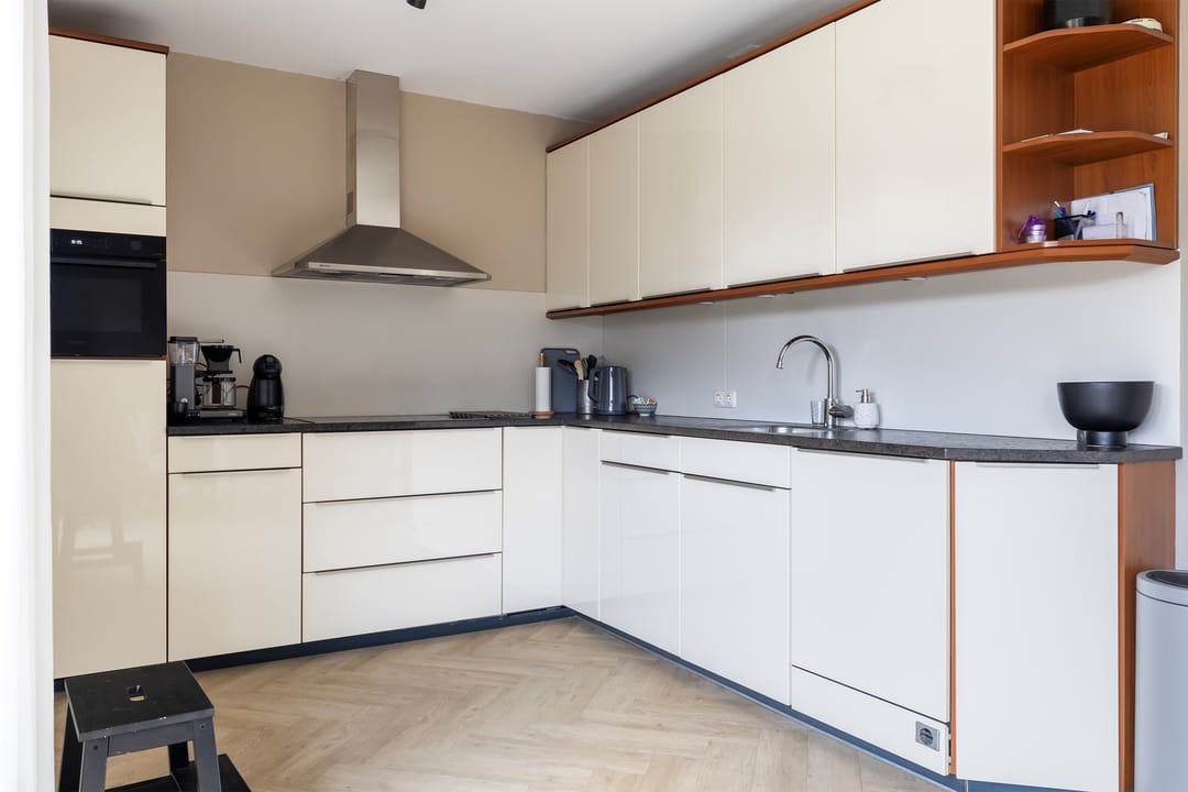 Foto 13 van Voorstag 12