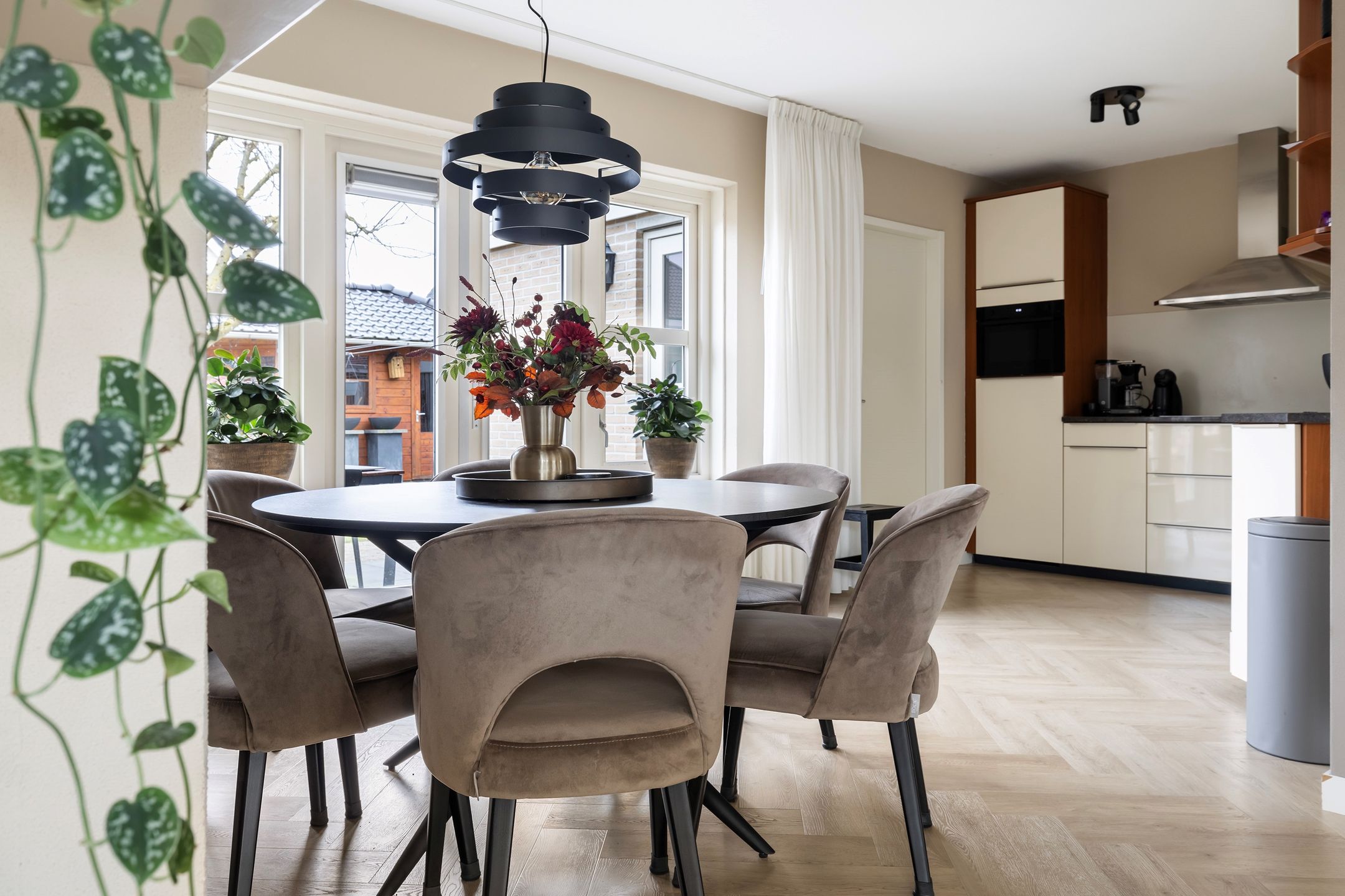 Foto 15 van Voorstag 12