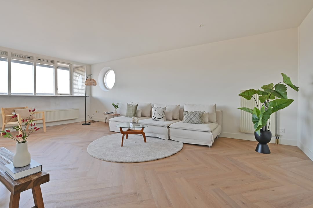 Photo 2 of Middenmolenplein 56