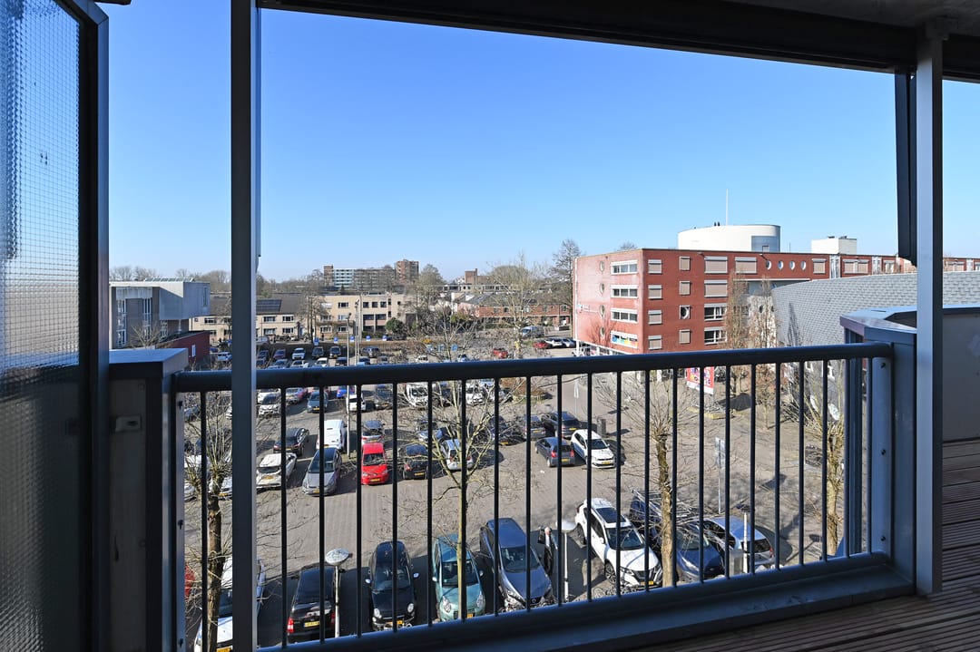 Photo 22 of Middenmolenplein 56