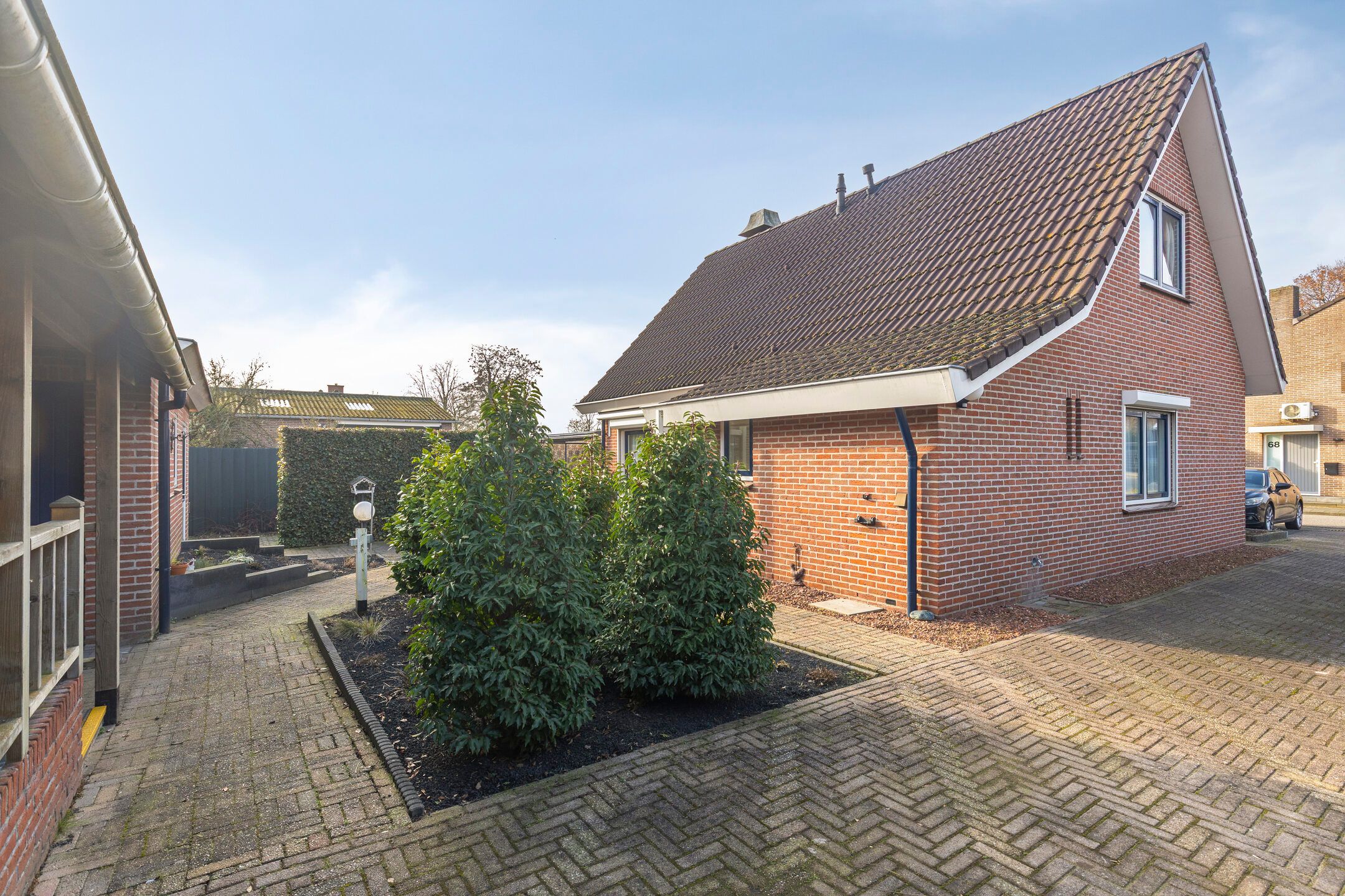 Foto 3 van Reviusstraat 1