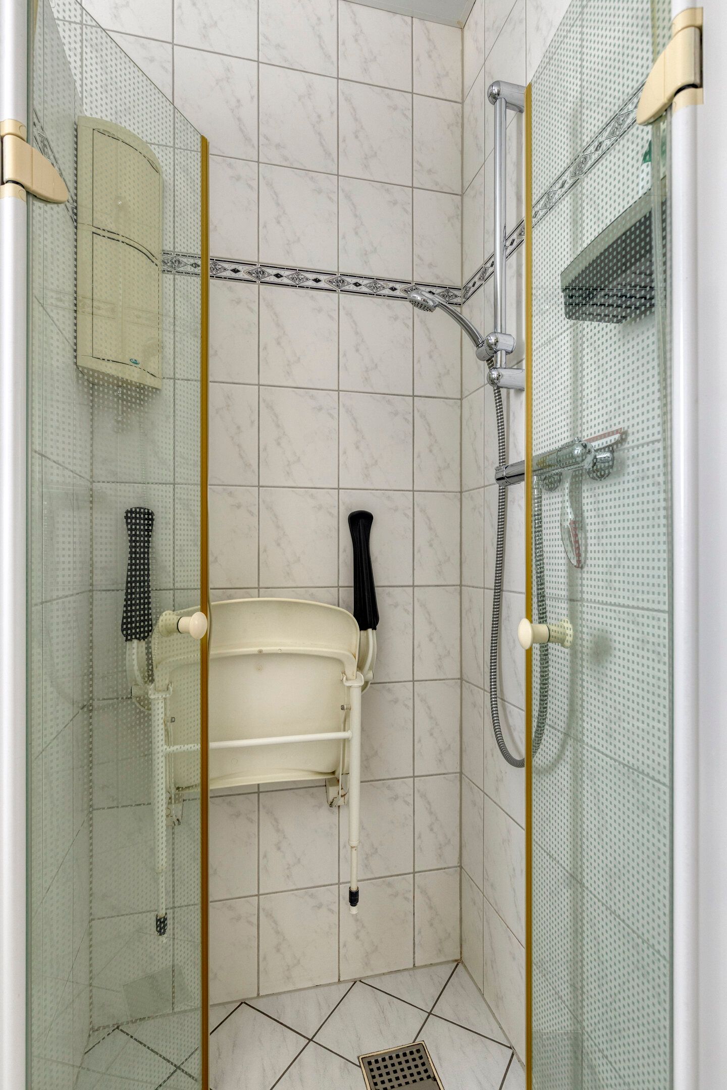 Foto 18 van Reviusstraat 1