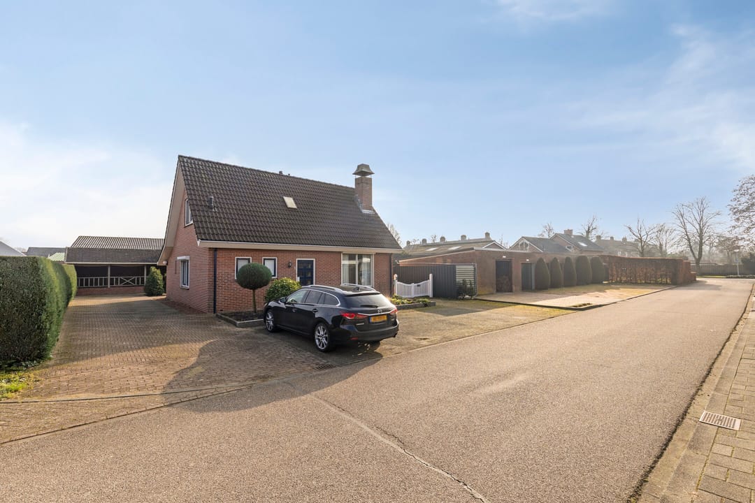 Foto 32 van Reviusstraat 1