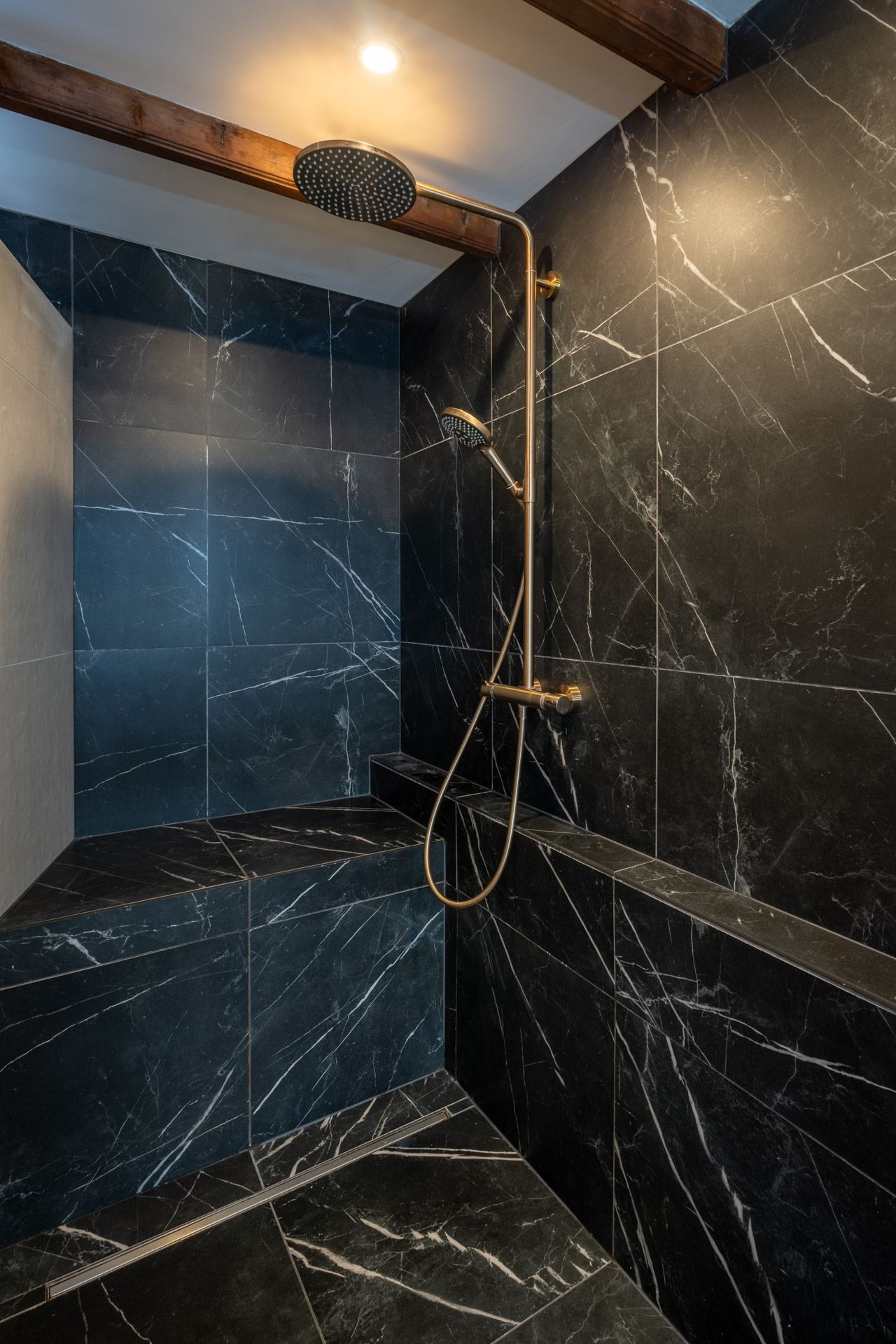 Photo 12 of Poulinkstraat 3-B