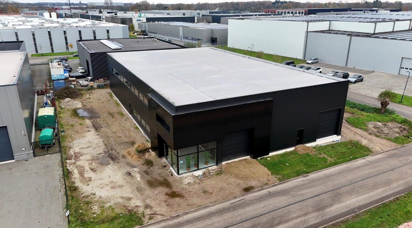 Bekijk foto 4 van Euroweg 13