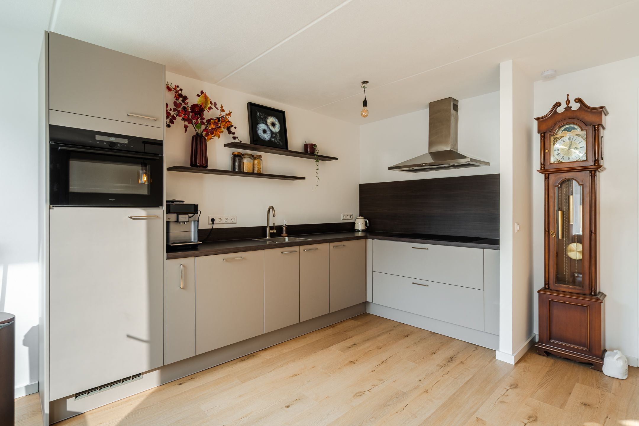 Foto 15 van Voorstraat 61-D