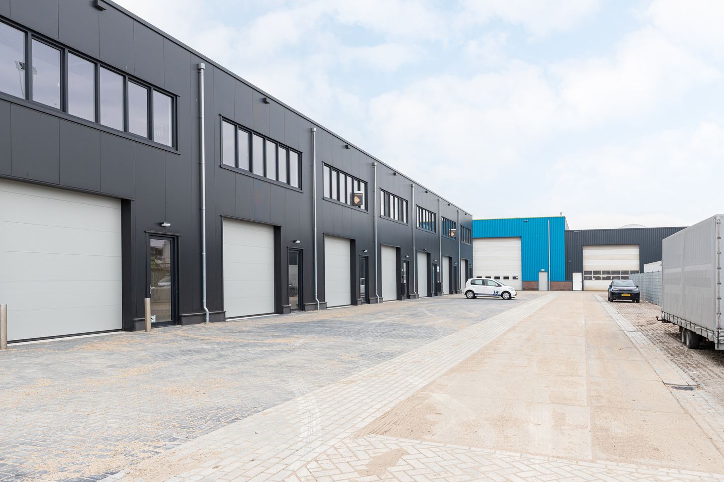 View photo 2 of Transportweg 4-B