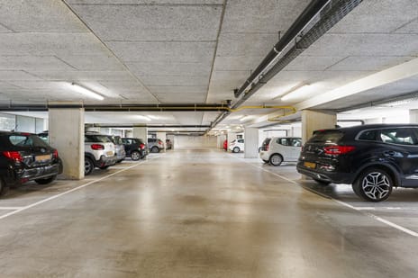 Parkeerplaats Anna van Burenstraat thumbnail