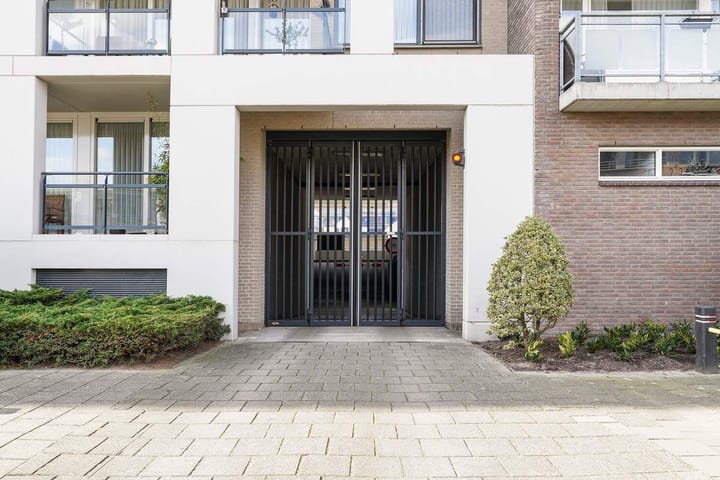 Foto 2 van Parkeerplaats Anna van Burenstraat