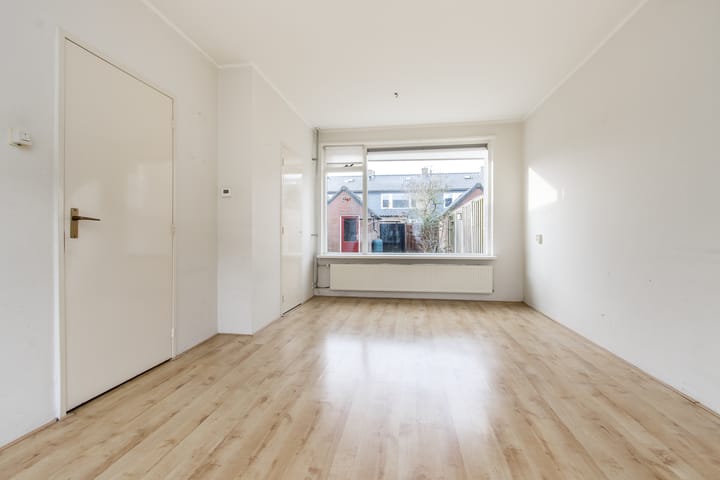 Photo 3 of B.A. van der Colffstraat 3