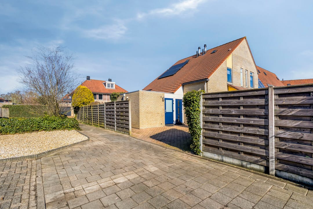 Foto 11 van Hanebalken 250