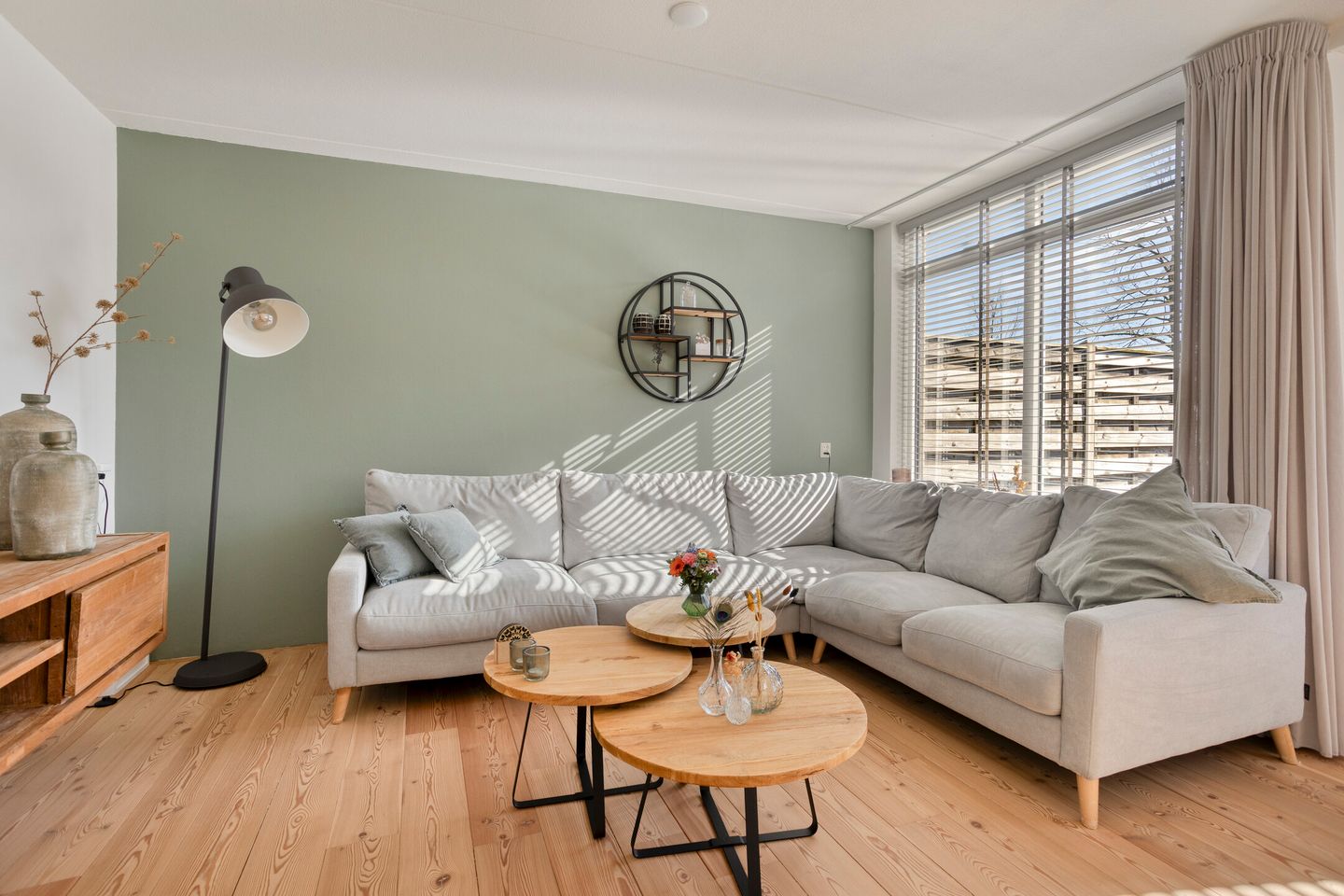 Foto 20 van Hanebalken 250