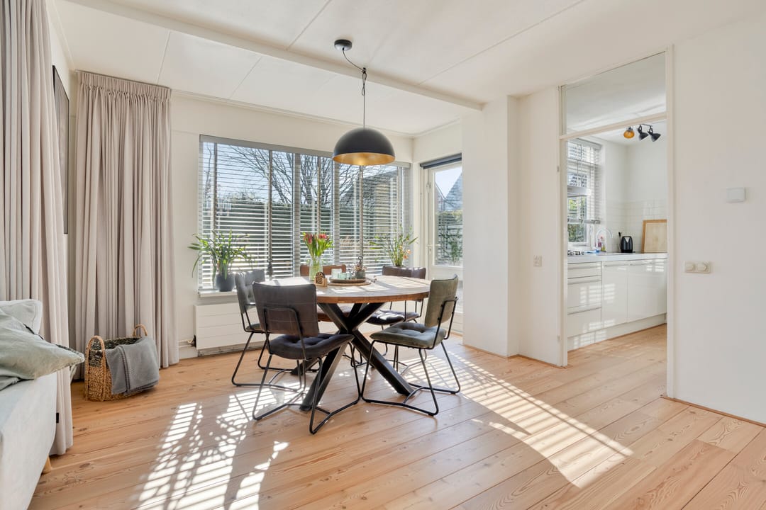 Foto 23 van Hanebalken 250