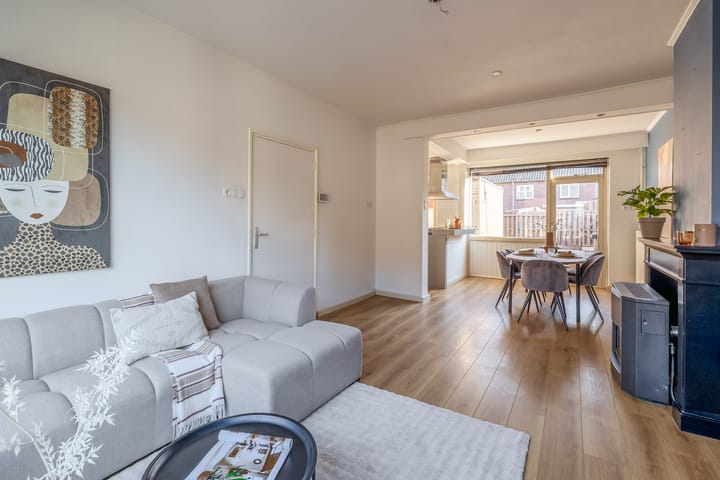 Foto 2 van Irisstraat 4