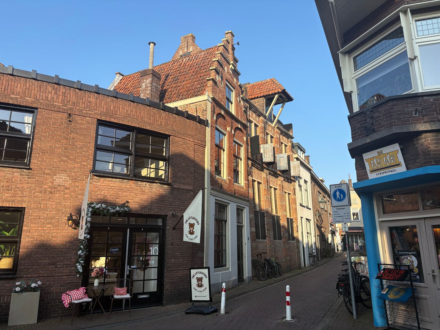 Bekijk foto 2 van Burgwalstraat 10
