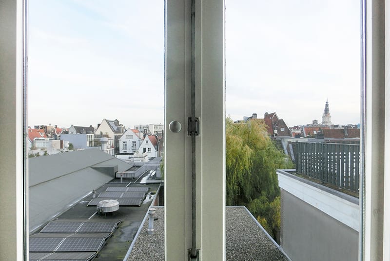 View photo 5 of Warmoesstraat 155