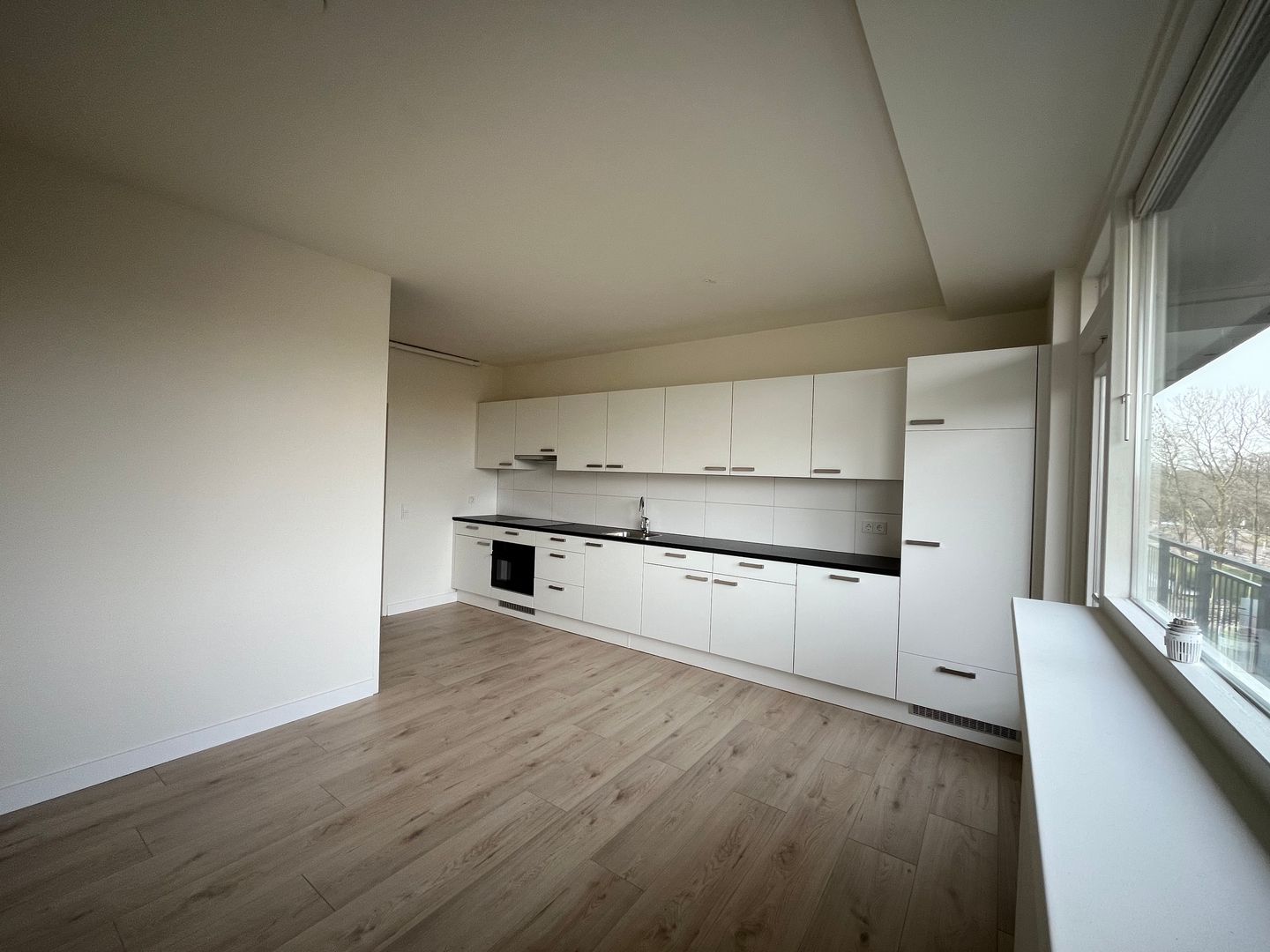 Photo 10 of van Vredenburchweg 519