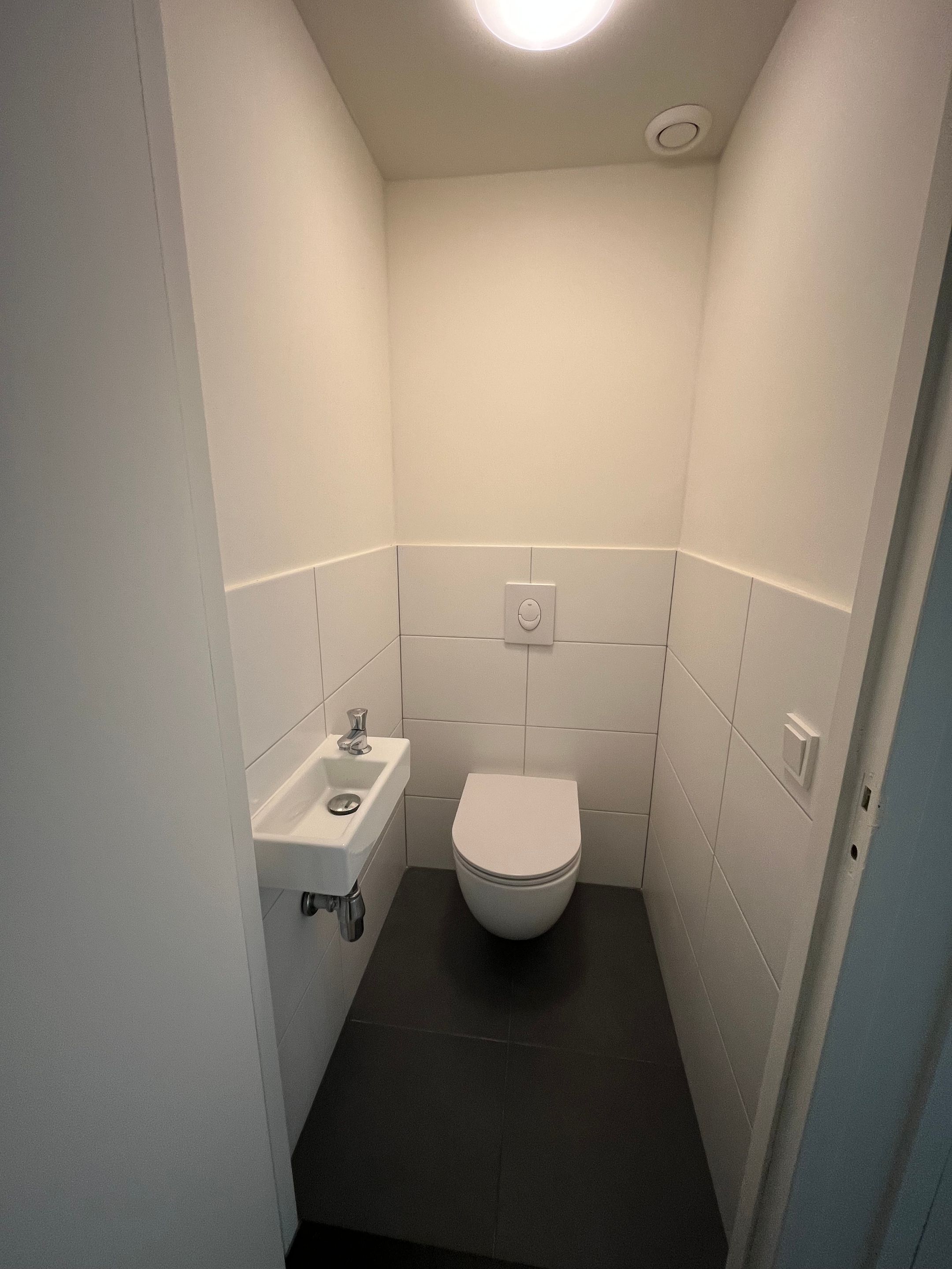 Photo 24 of van Vredenburchweg 519