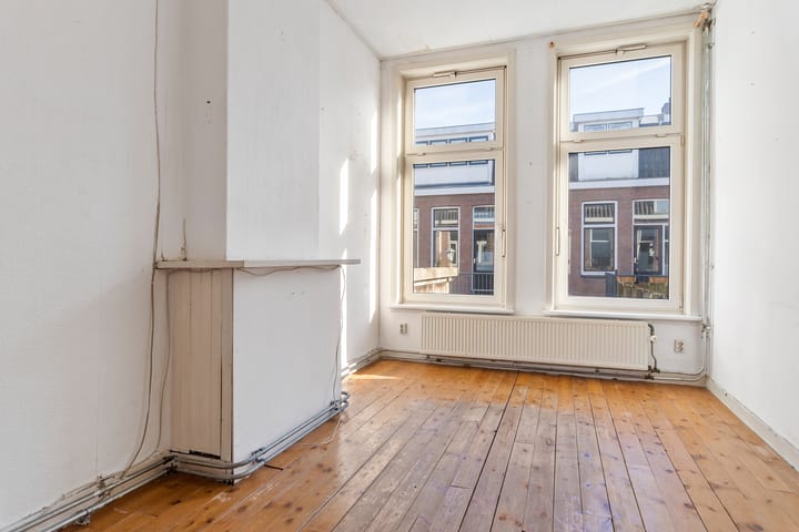 Photo 2 of Van Diemenstraat 28-BS