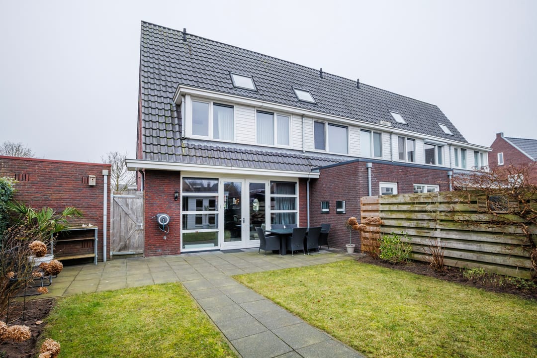 Photo 2 of Begoniastraat 19