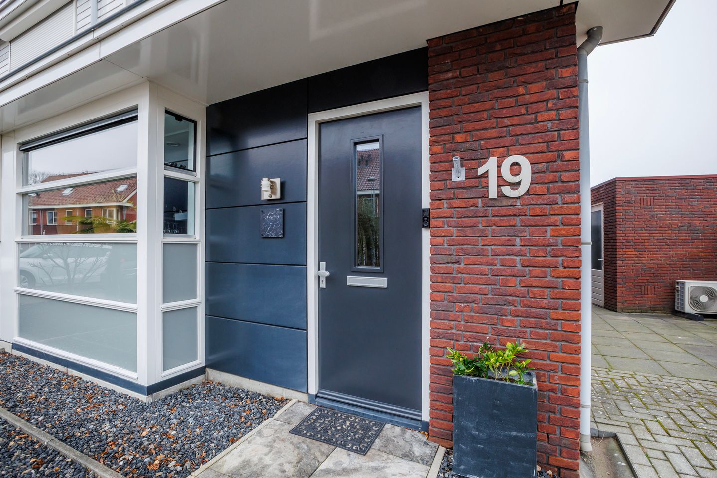 Photo 19 of Begoniastraat 19