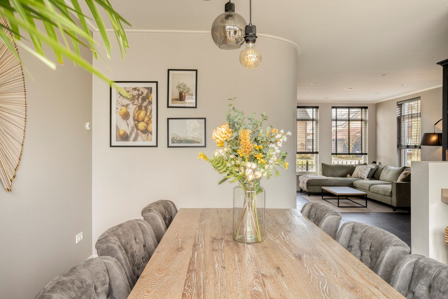 Photo 10 of van den Eijndelaan 43