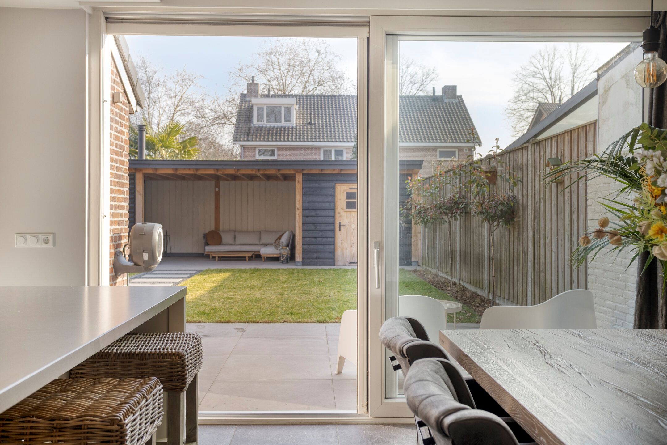 Photo 15 of van den Eijndelaan 43