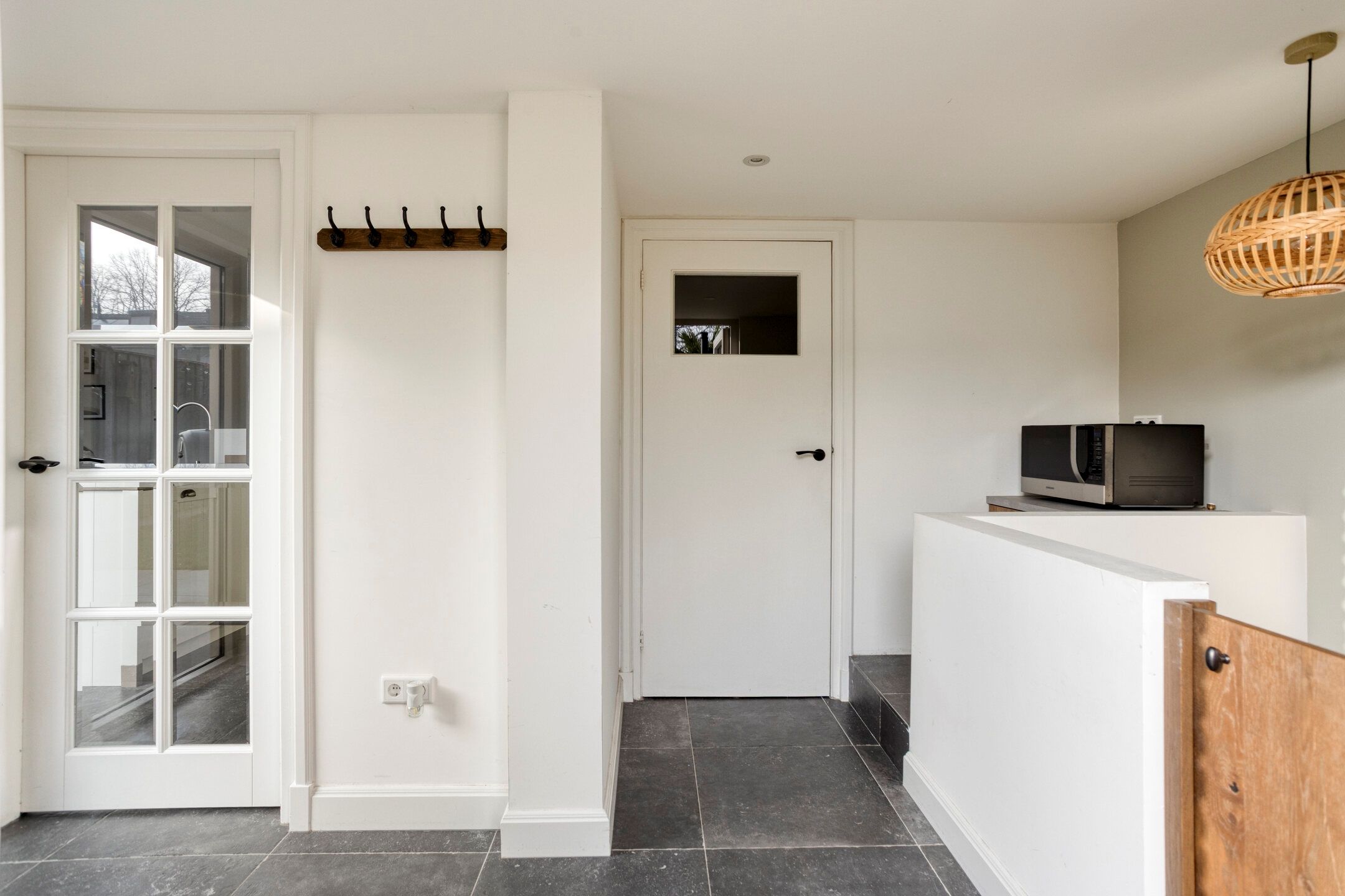 Photo 18 of van den Eijndelaan 43