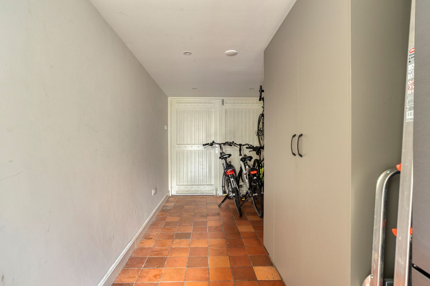 Photo 19 of van den Eijndelaan 43