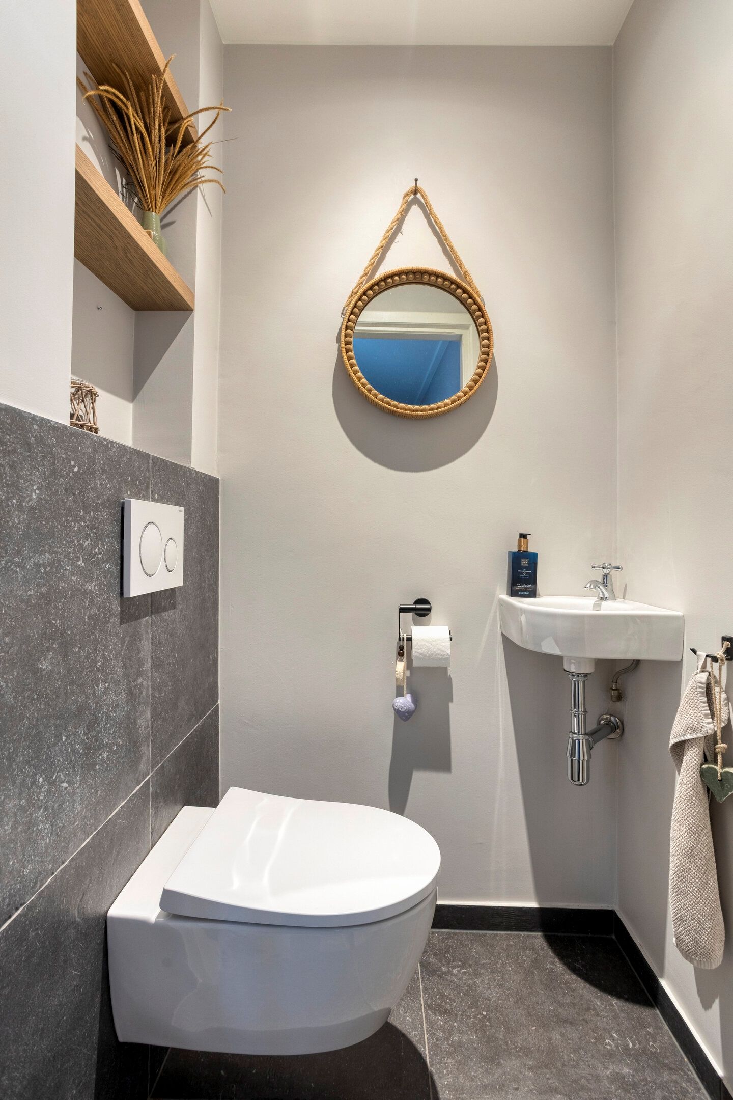 Photo 21 of van den Eijndelaan 43