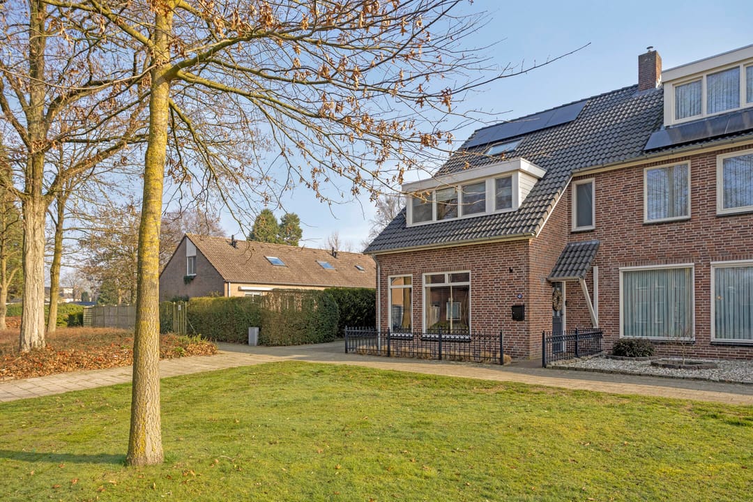 Photo 47 of van den Eijndelaan 43