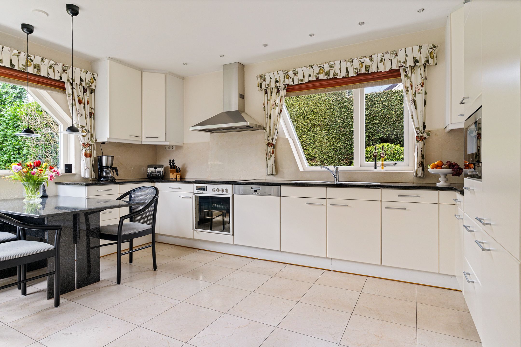 Photo 3 of Rechterlaan 8