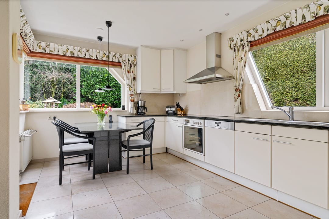 Photo 13 of Rechterlaan 8