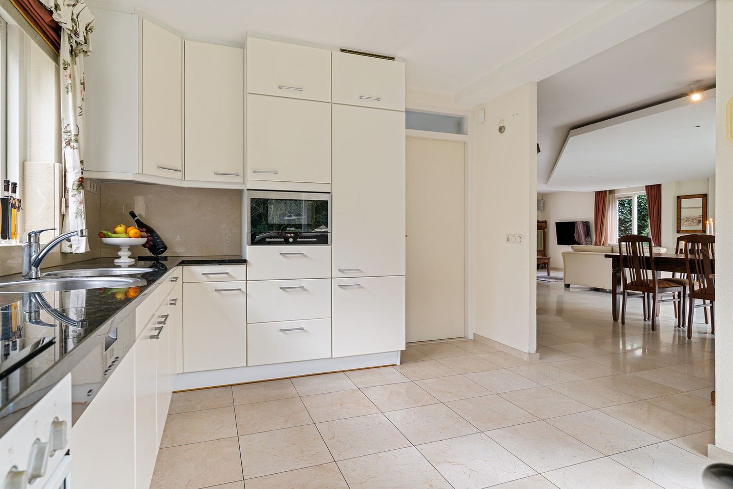 Photo 14 of Rechterlaan 8