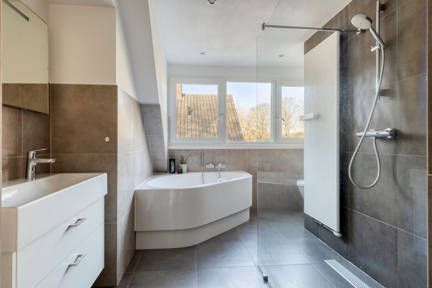 Foto 40 van Busserstraat 23