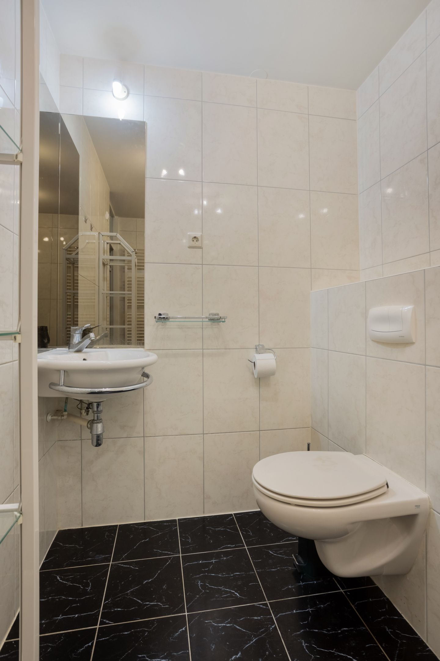 Photo 20 of Heintje Hoekssteeg 11-A