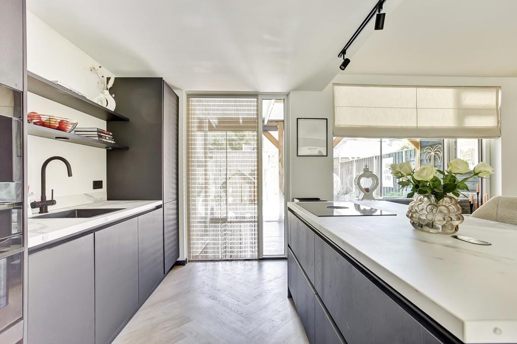 Foto 15 van Martensweg 35