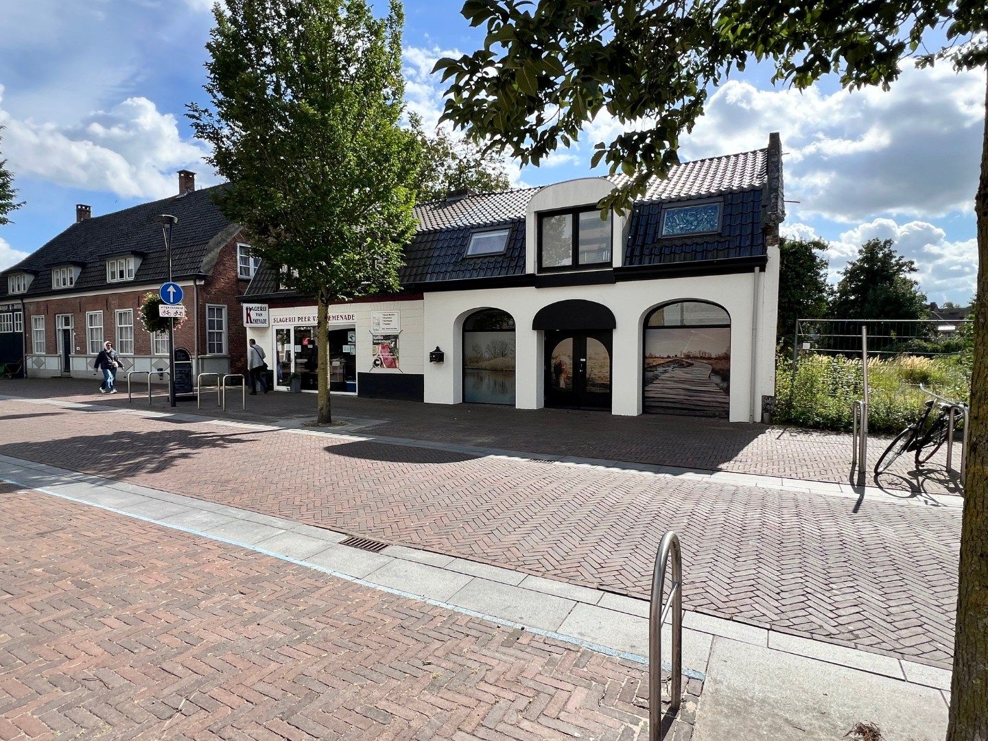 Bekijk foto 2 van Emmastraat 14