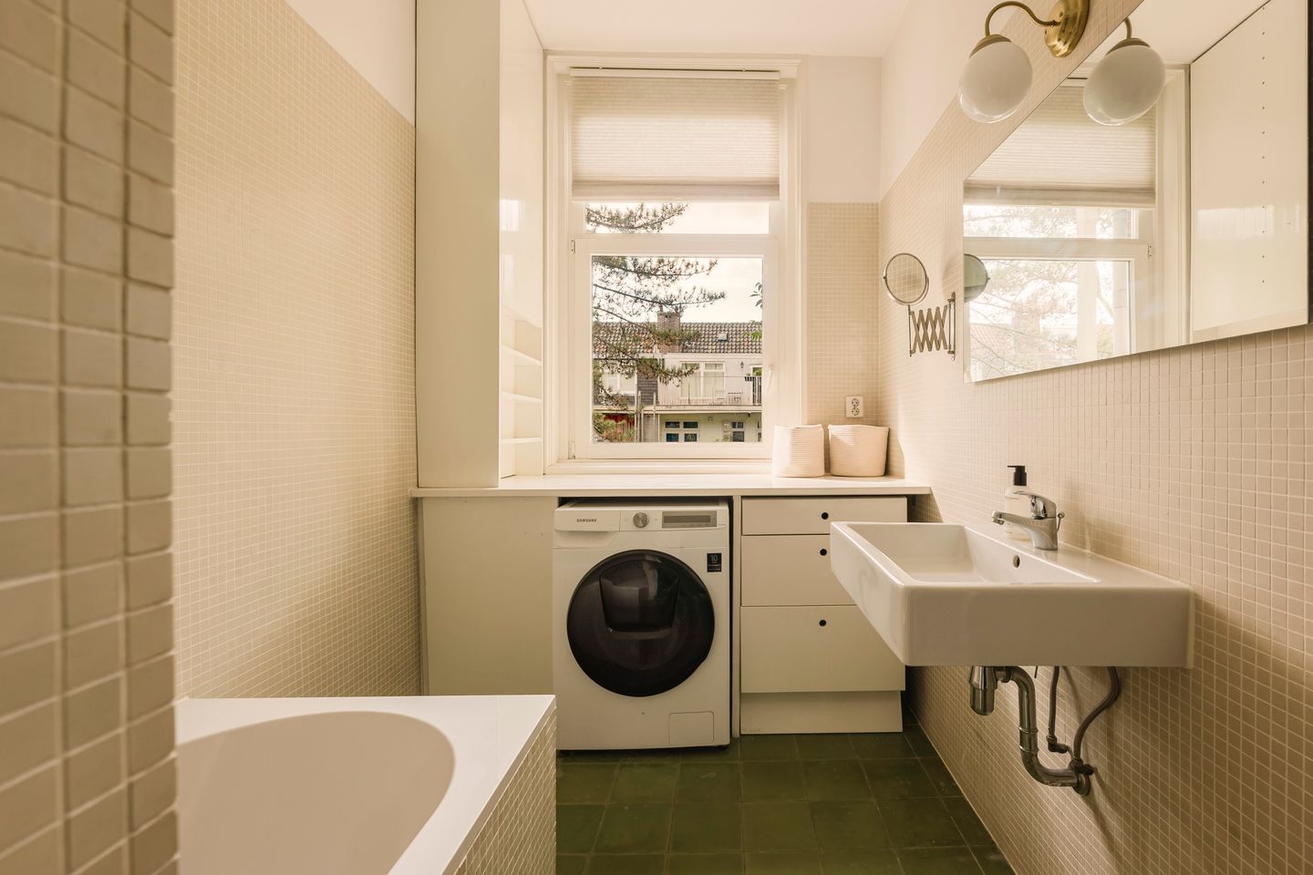 Photo 25 of Admiraal De Ruijterweg 139-2