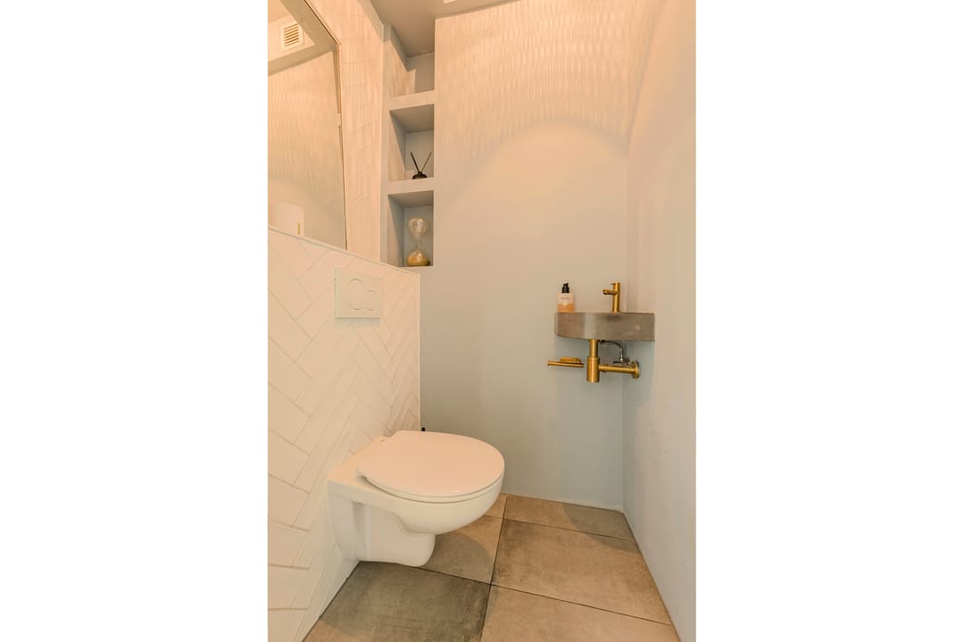 Photo 26 of Admiraal De Ruijterweg 139-2