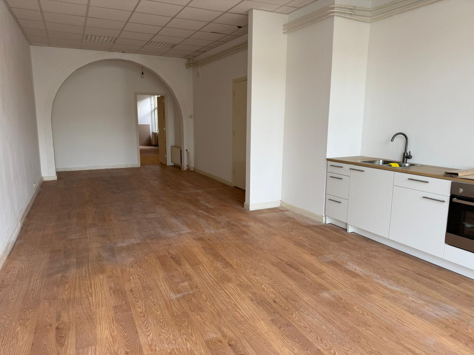 Photo 6 of Zuidsingel 69