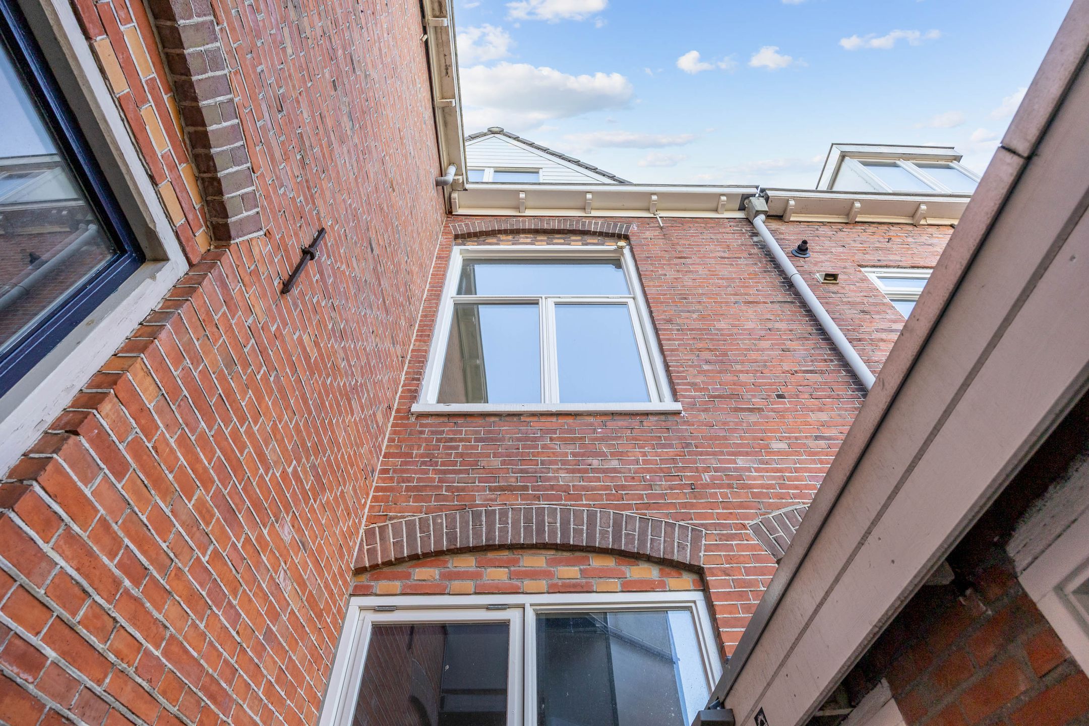 Photo 27 of Van Sijsenstraat 8