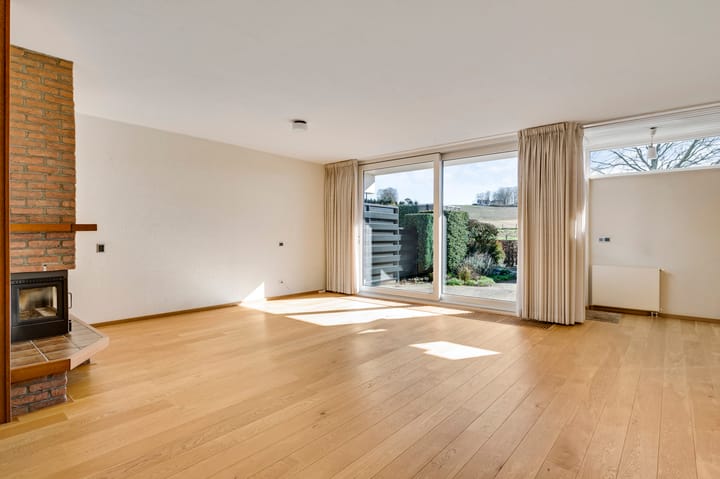 Foto 2 van Veulenerbank 76