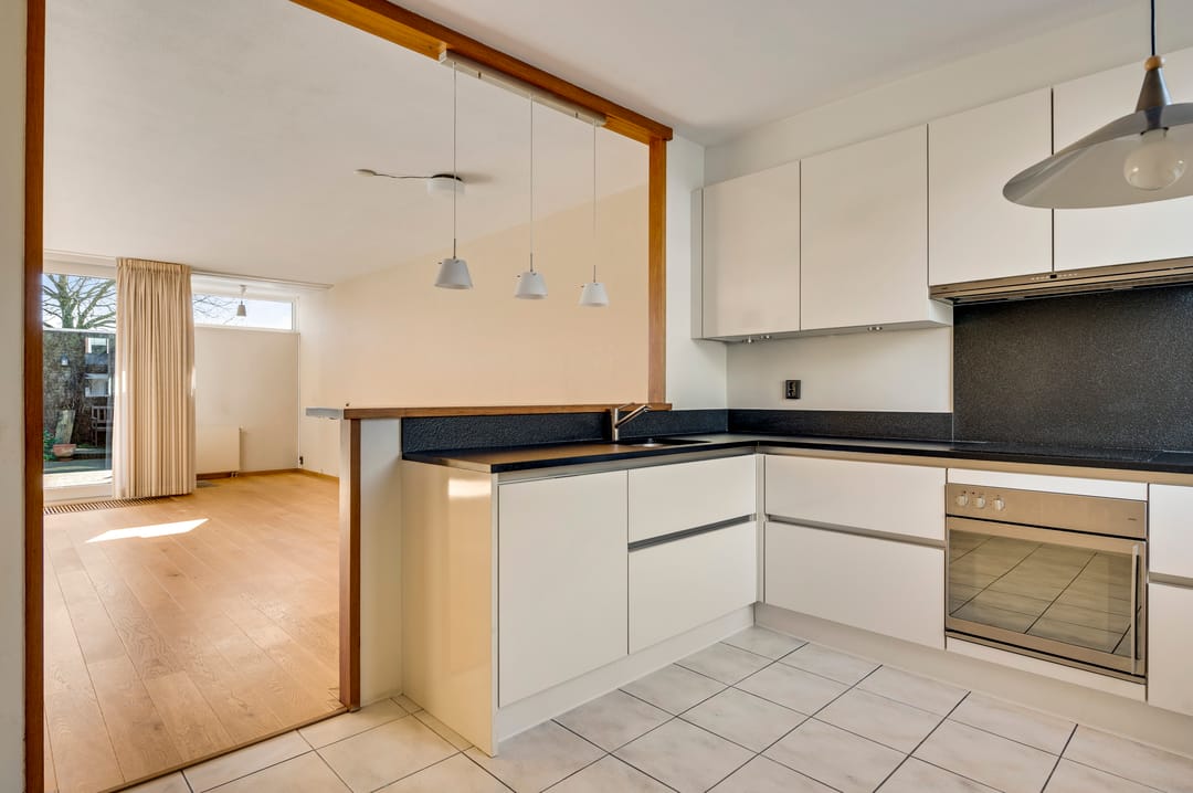 Foto 8 van Veulenerbank 76