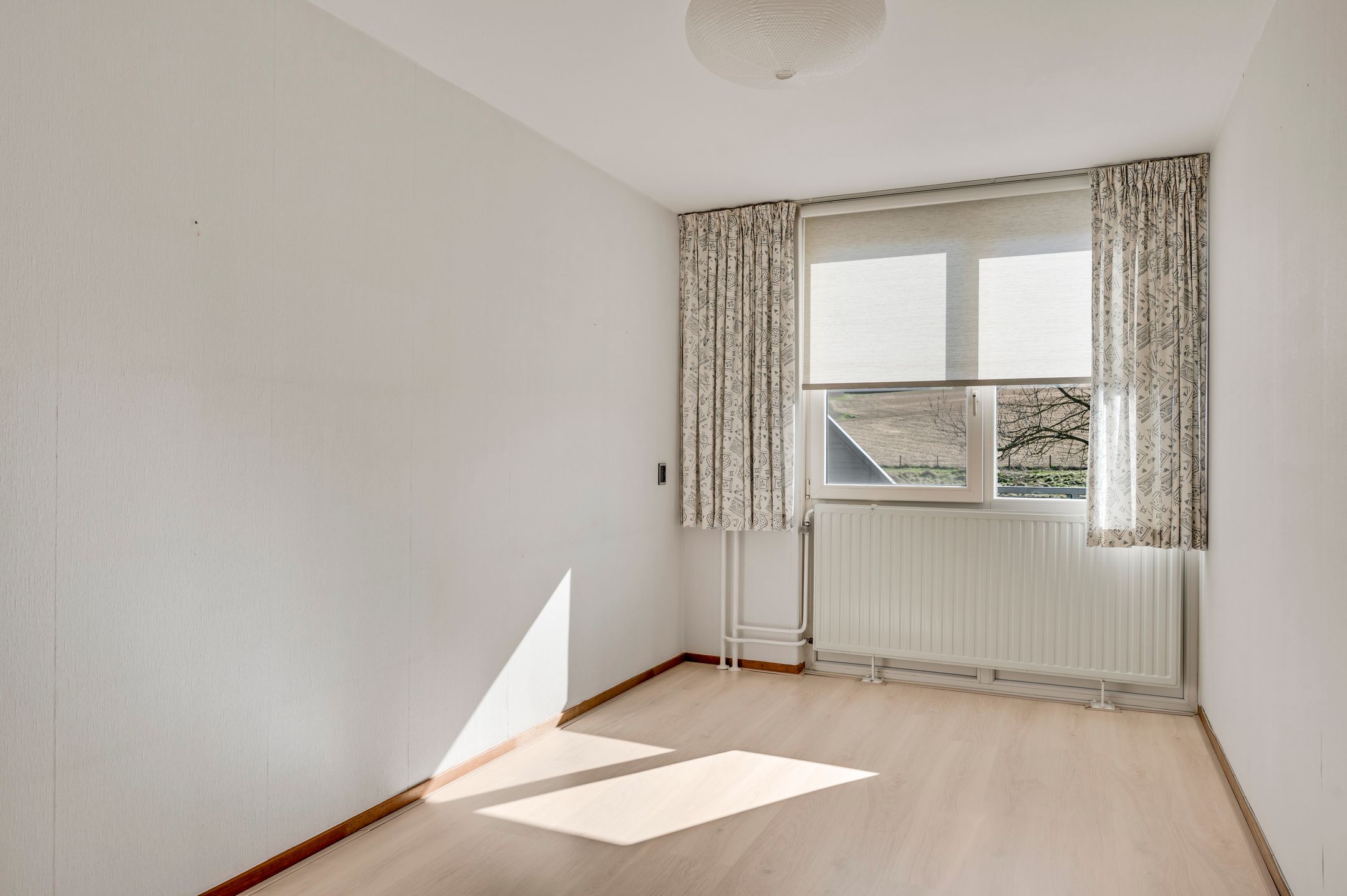 Foto 12 van Veulenerbank 76