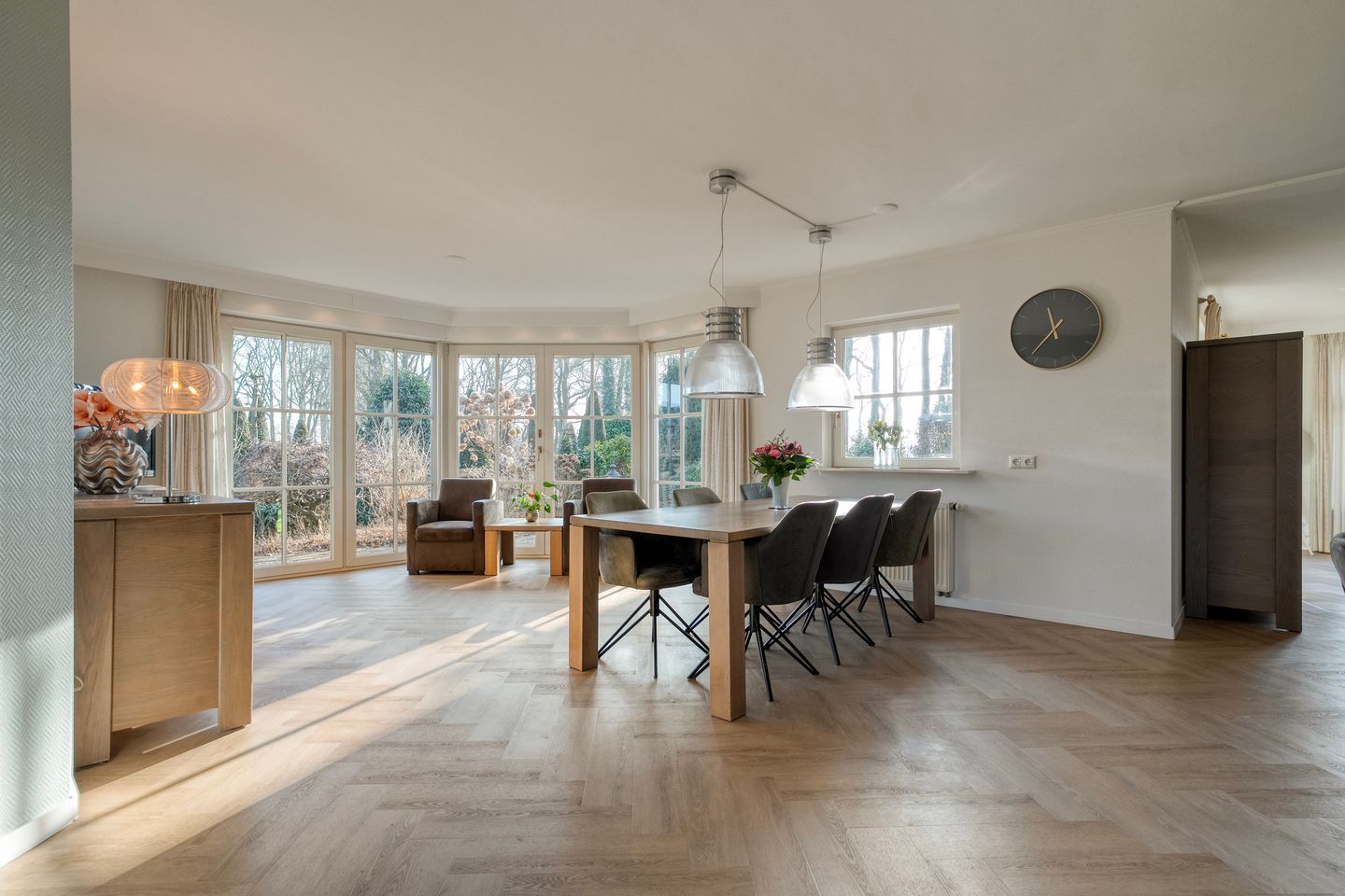 Exclusive living at the forest edge - space, freedom, and professional work-live comfort — 29